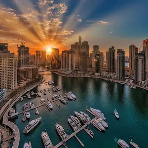 Luxury With Marina View Close To Jbr And Metro With Shared Kitchen Homestay Dubai