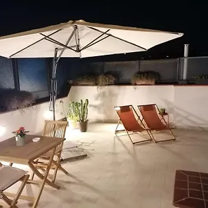 https://apt-terrazzo-44.hotels-amalfi.com