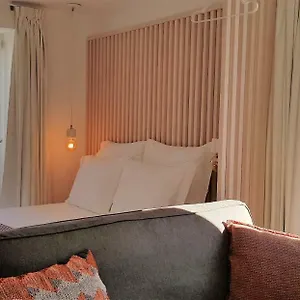 Be Local - In Beco Da Formosa In Alfama - Apartamento